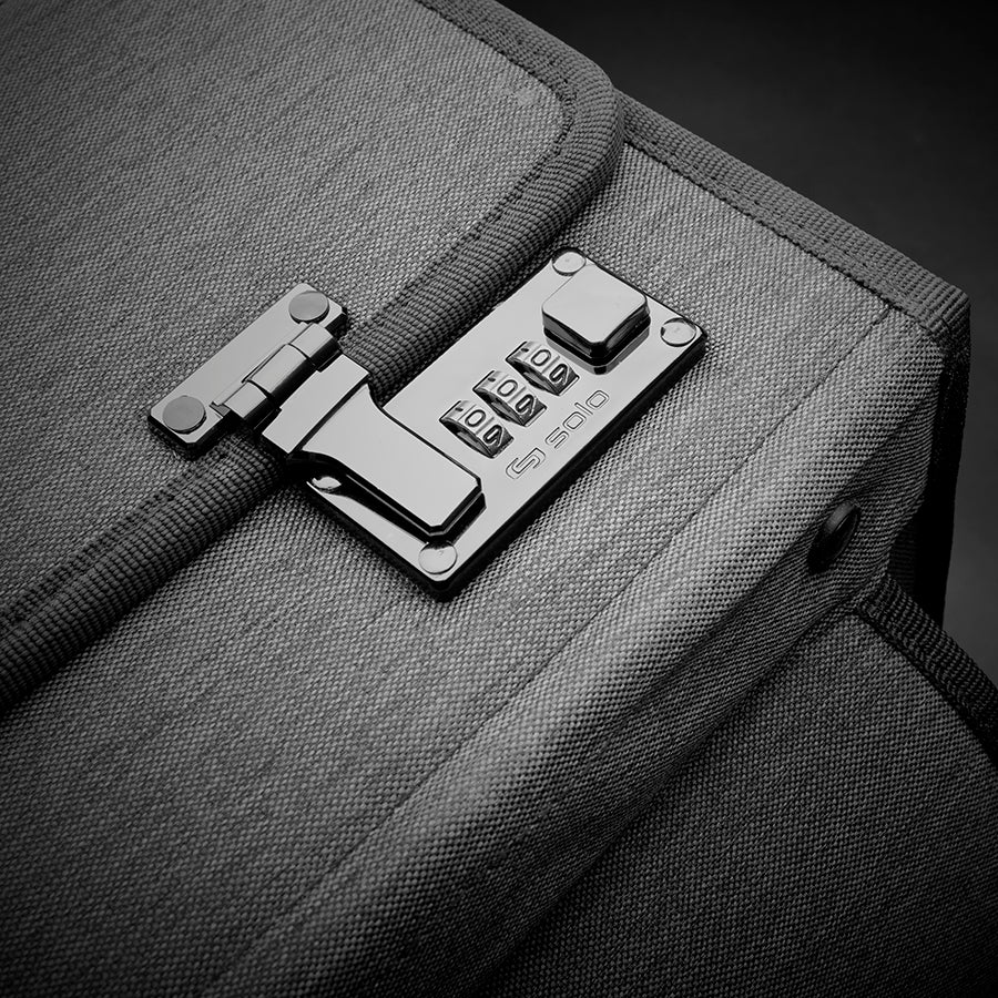 Classic Rolling Catalog Case