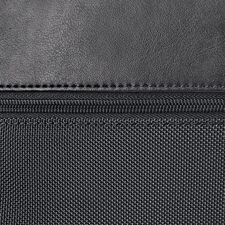 Paramount Retractable Strap Briefcase