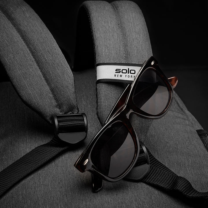 Re:Fresh Machine Washable Backpack grey strap close up