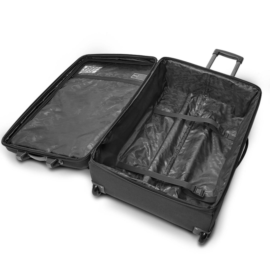 view of interior of Solo Re:treat Check-In